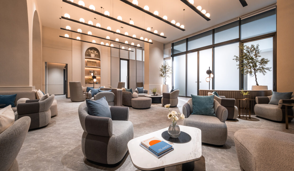 Reference Sathorn - Wongwianyai 13