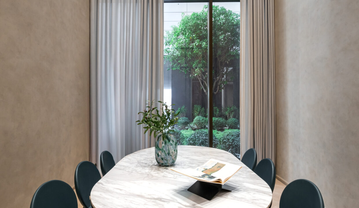 Reference Sathorn - Wongwianyai 22