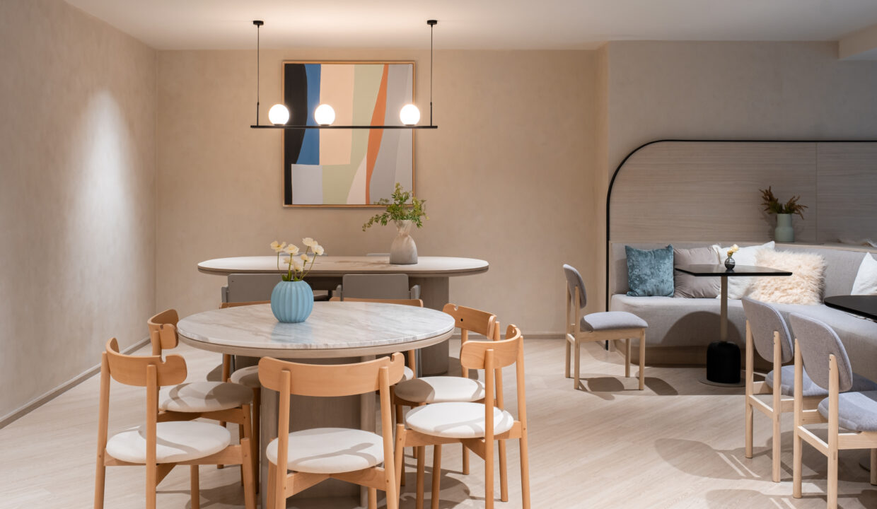 Reference Sathorn - Wongwianyai 23