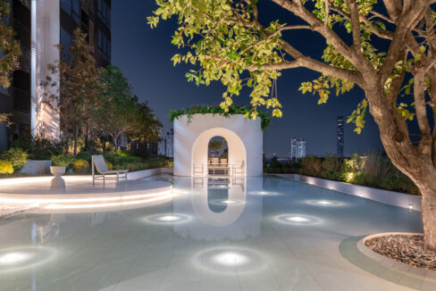 Reference Sathorn - Wongwianyai 51