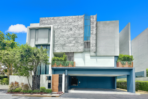 ฺBuGaan Krungthep KreeTha